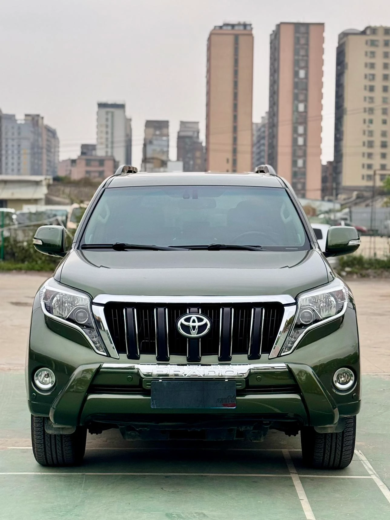 Toyota Prado - exterior