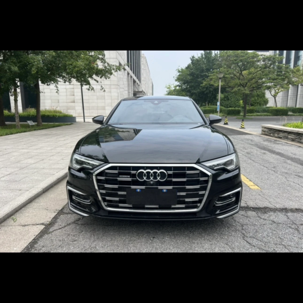 Audi A6L Premium Dynamic 45 - exterior