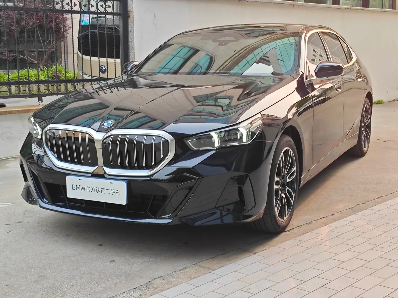 BMW 5 Series 525Li M Sport Package