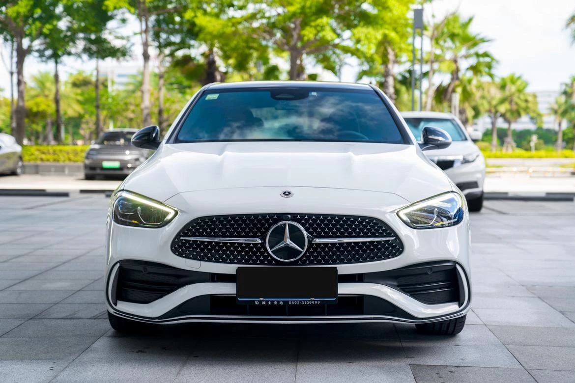 Mercedes-Benz C-Class C260 L Facelift Sport Edition - exterior