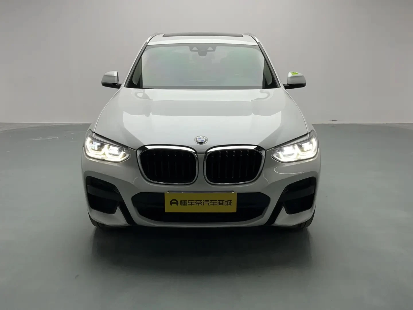 BMW X3 28i M Sport Package - exterior