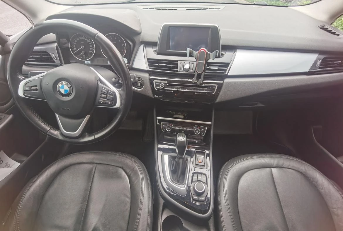 BMW 218i  - interior