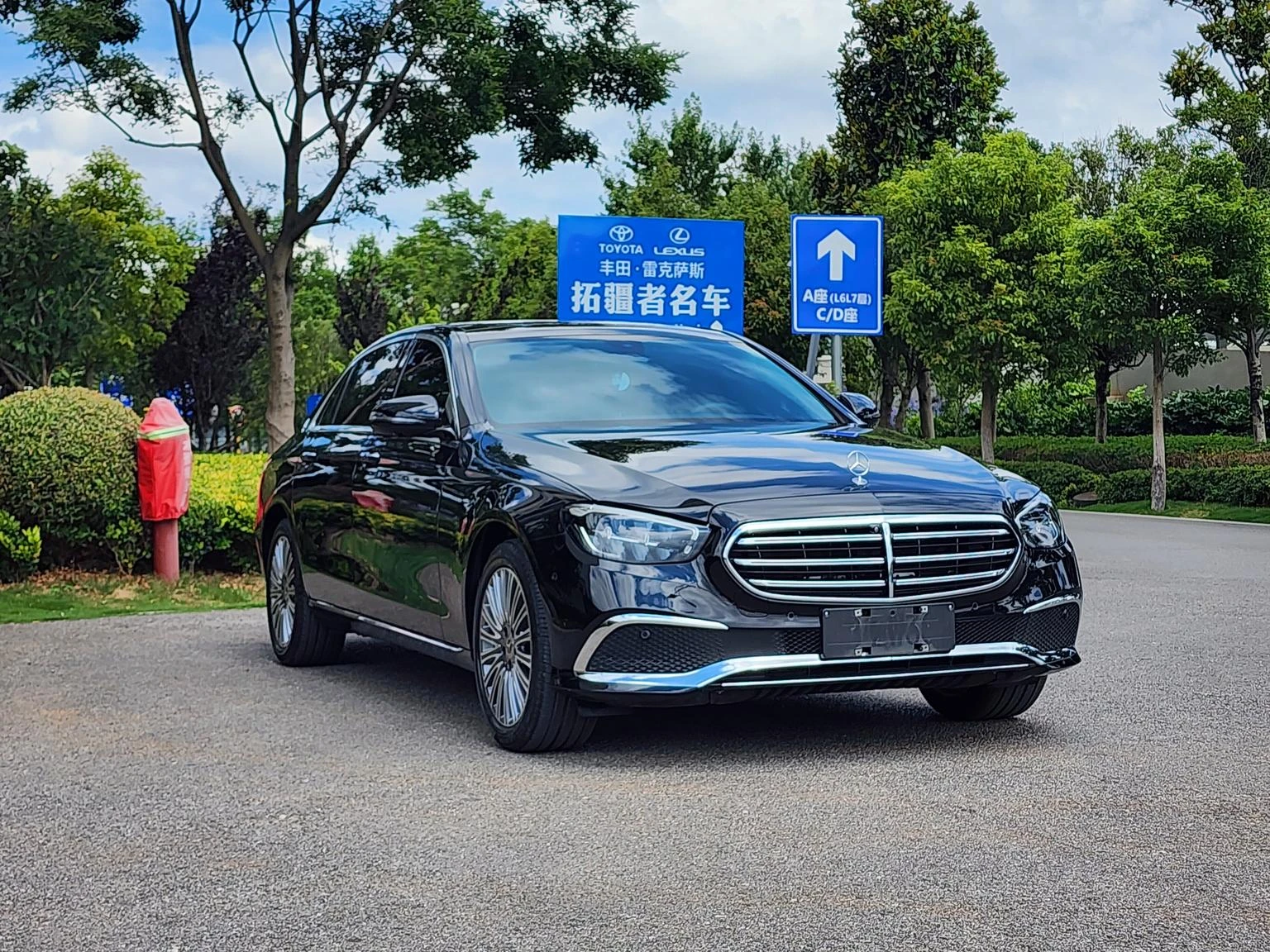 Mercedes-Benz E-Class E 300 L Facelift 