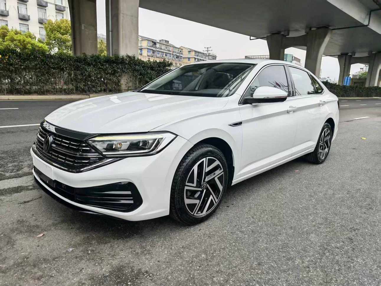 Volkswagen Sagitar 200TSI DSG Surpass Edition