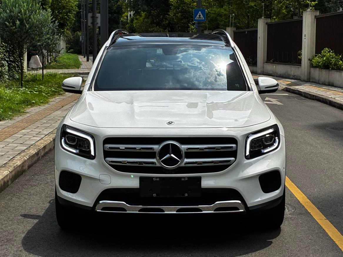 Mercedes-Benz GLB-Class GLB200 Dynamic - exterior