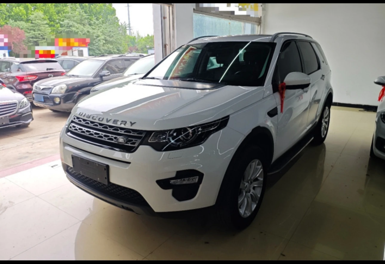 Land Rover Discovery Sport SE AWD