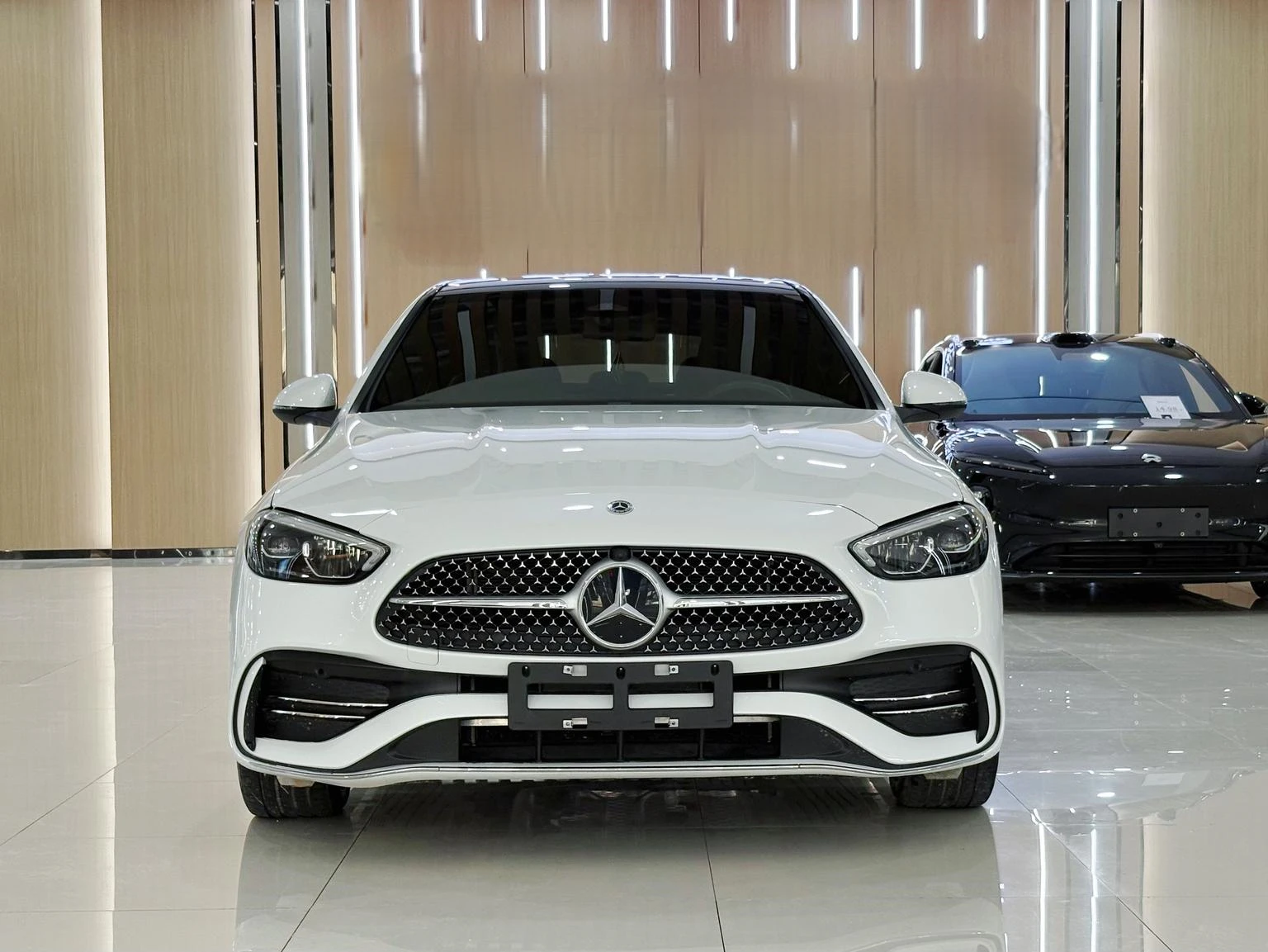 Mercedes-Benz C-Class C350e L PHEV  - exterior
