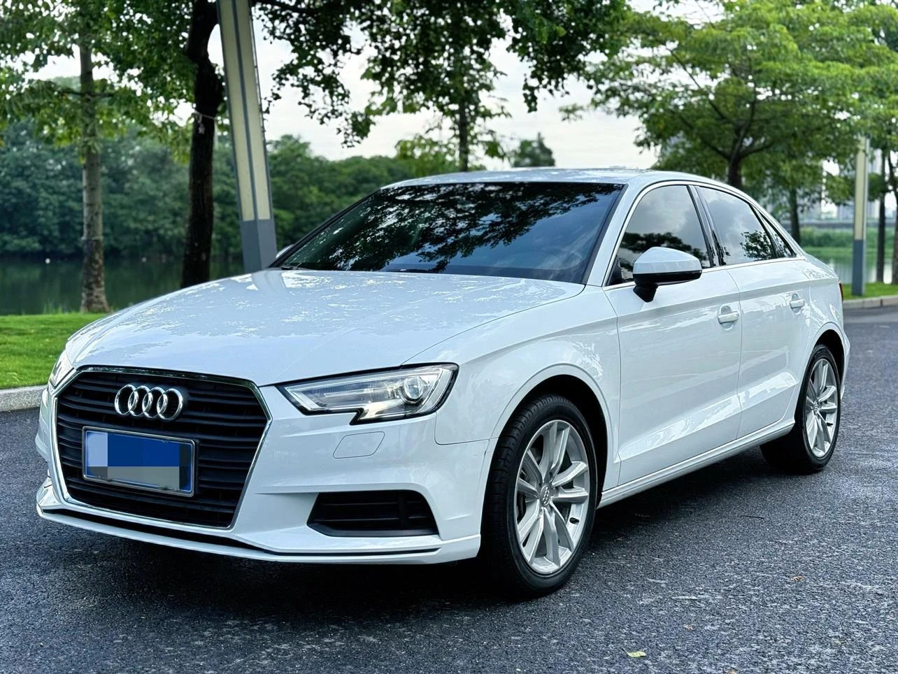 Audi A3  Limousine 35 TFSI