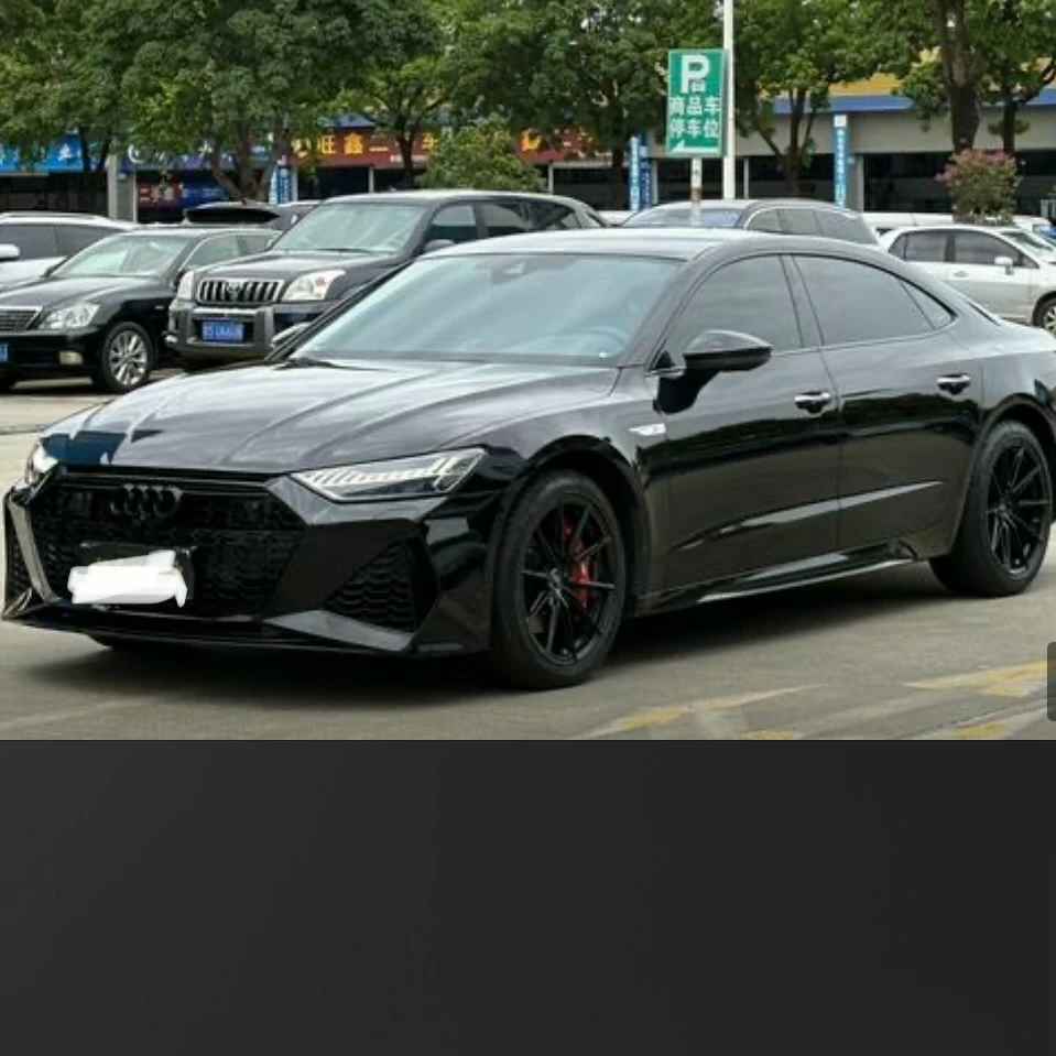 Audi A7L 45 Luxury