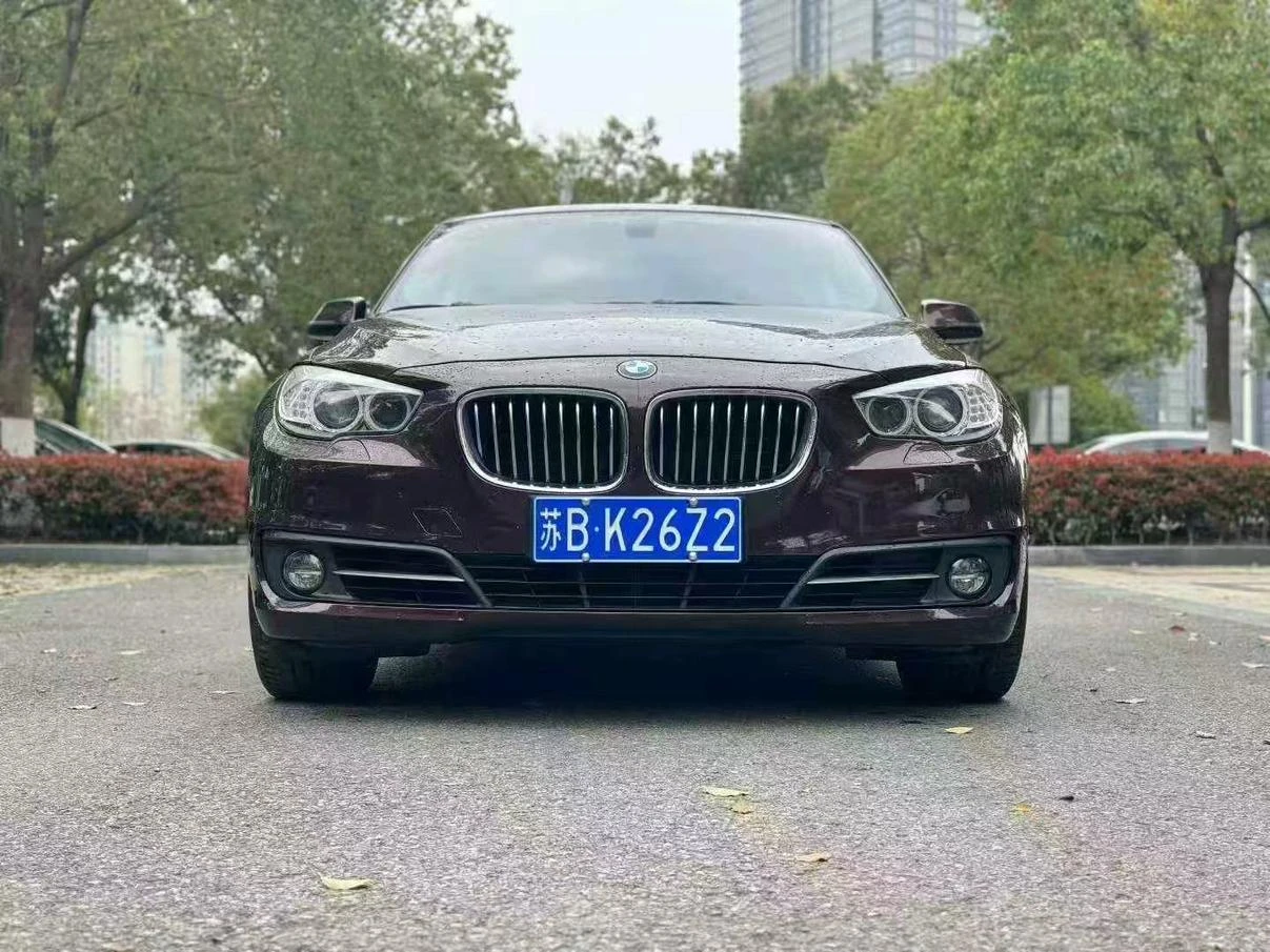 BMW 5 Series  Gran Turismo 535i Leading Model - exterior