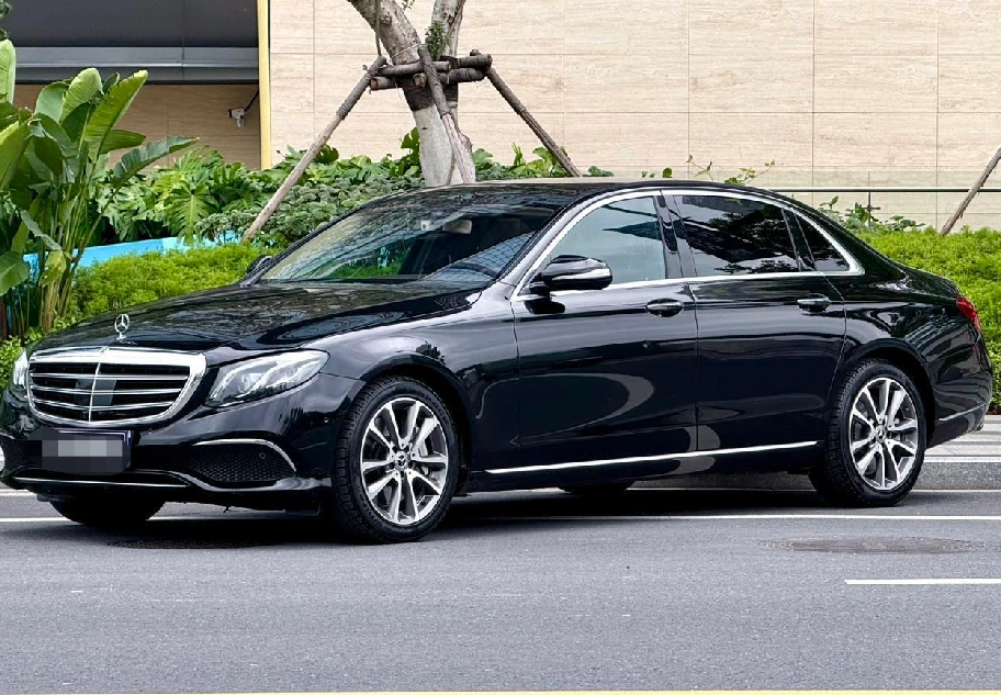 Mercedes-Benz E320 L 4MATIC