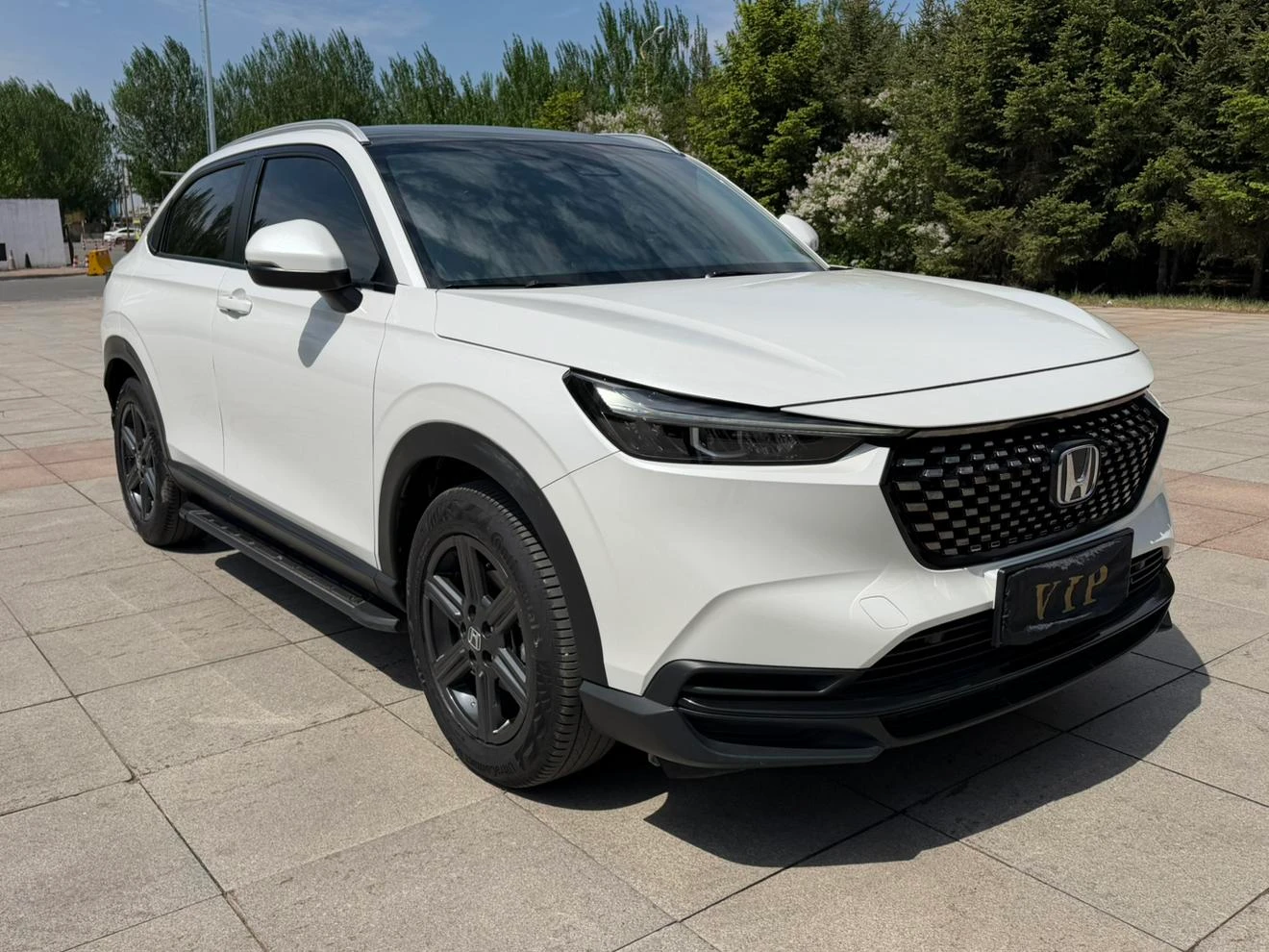 Honda XR-V 1.5L CVT Hot Trend Edition - exterior