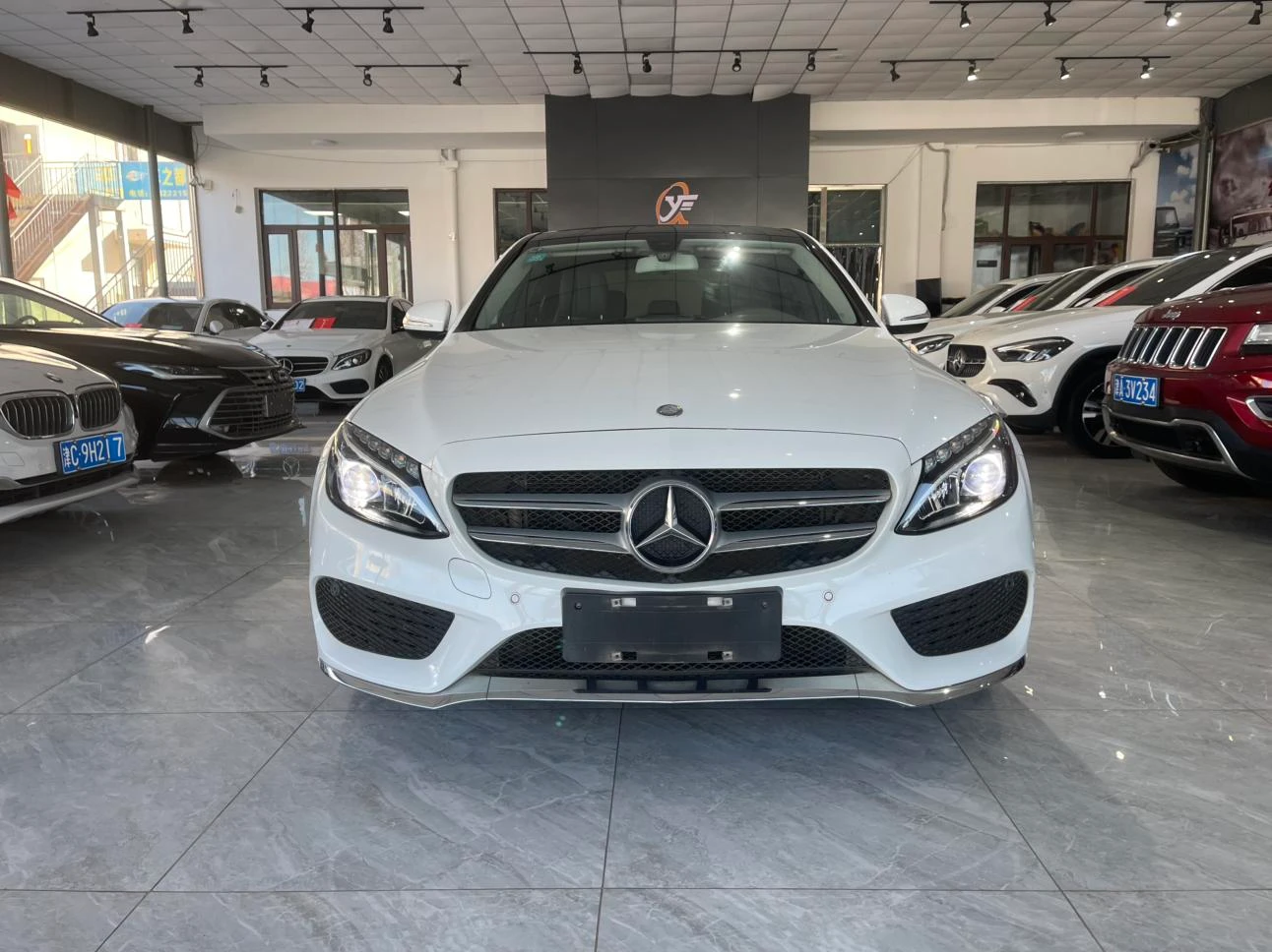 Mercedes-Benz C 200 L Sport  - exterior