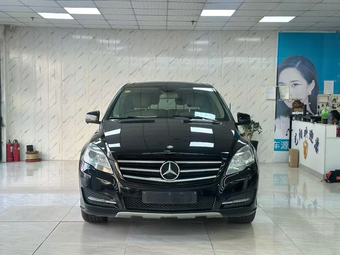 Mercedes-Benz R400 4MATIC Business Edition - exterior