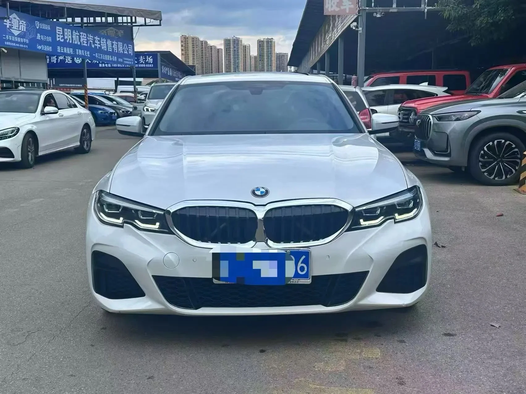 BMW 3 Series 320Li M Sport Package - exterior
