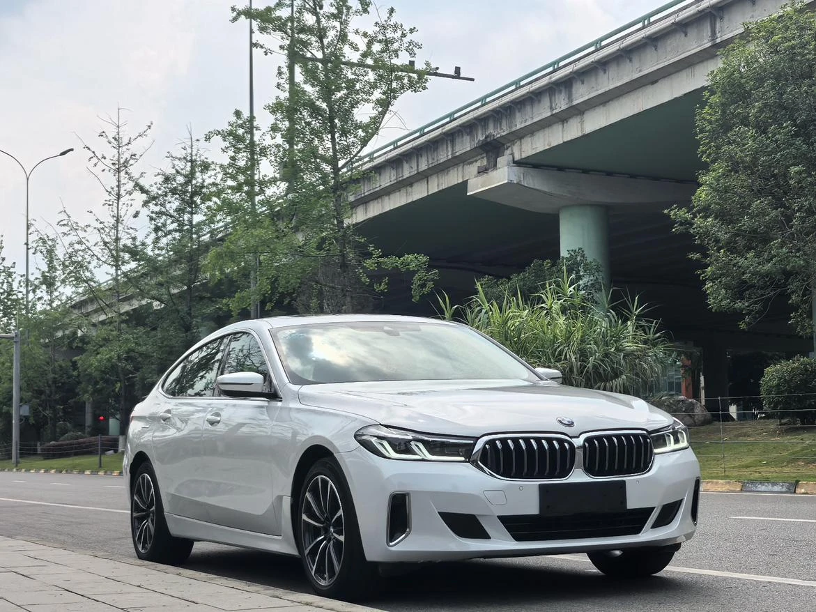 BMW 6 Series Gran Turismo 630i Luxury Design Package - exterior