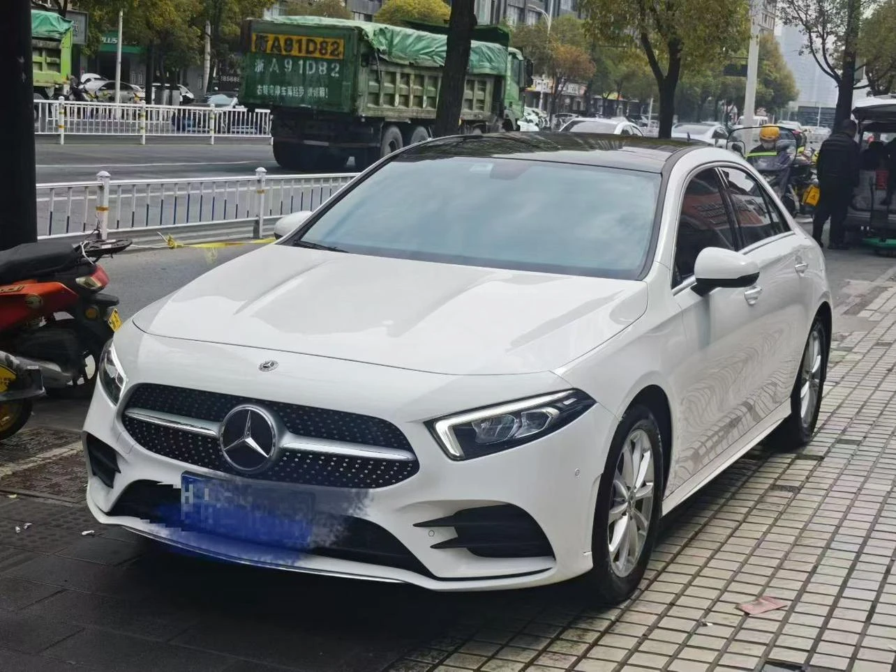 Mercedes-Benz A-Class A200 L Sport Edition