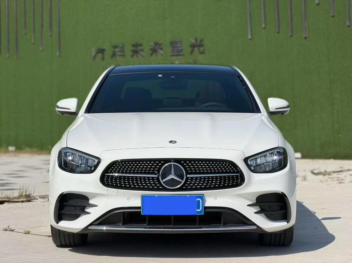Mercedes-Benz E-Class E300 L Facelift Sport Edition - exterior