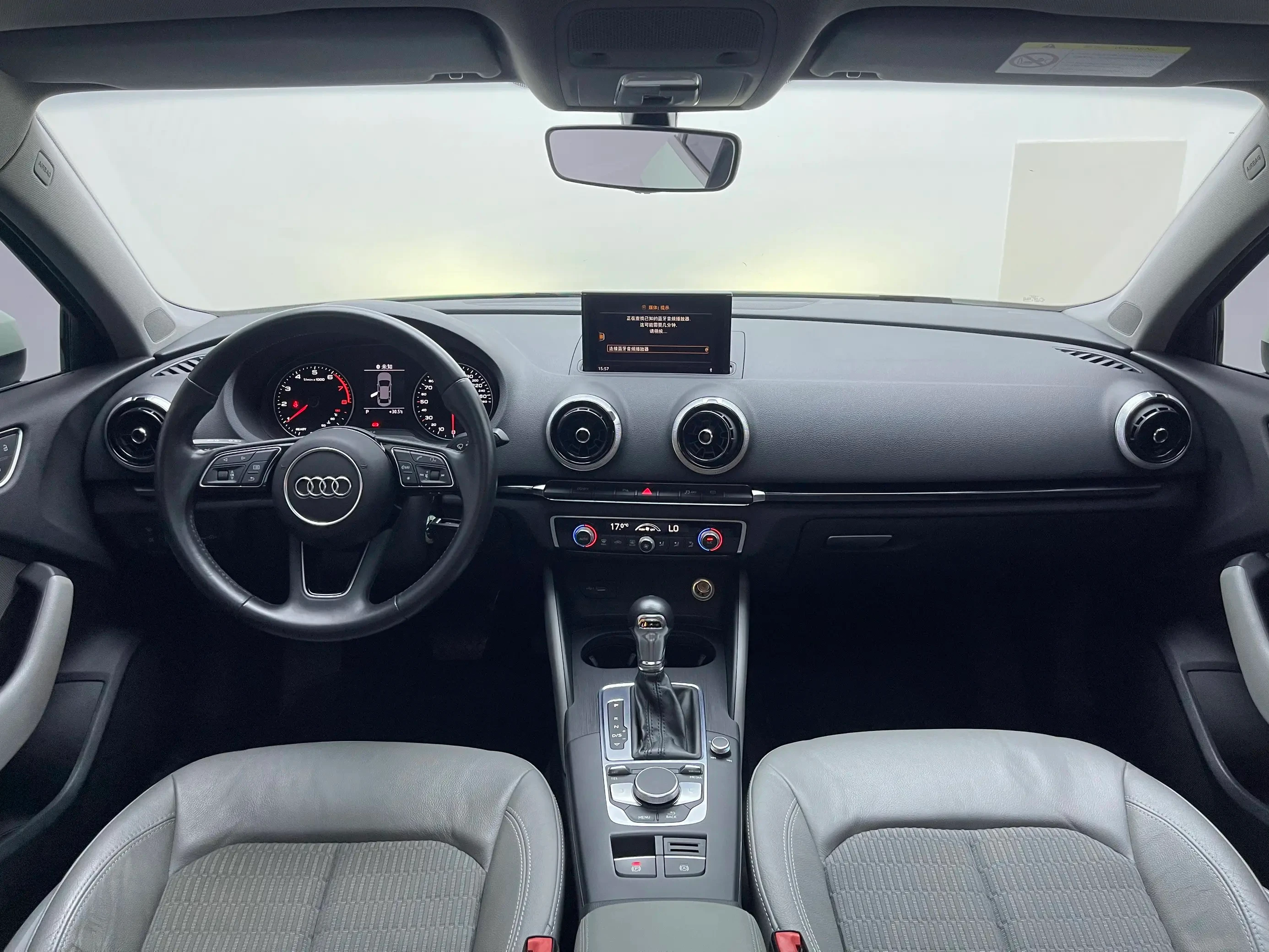 Audi A3 35 TFSI  - interior