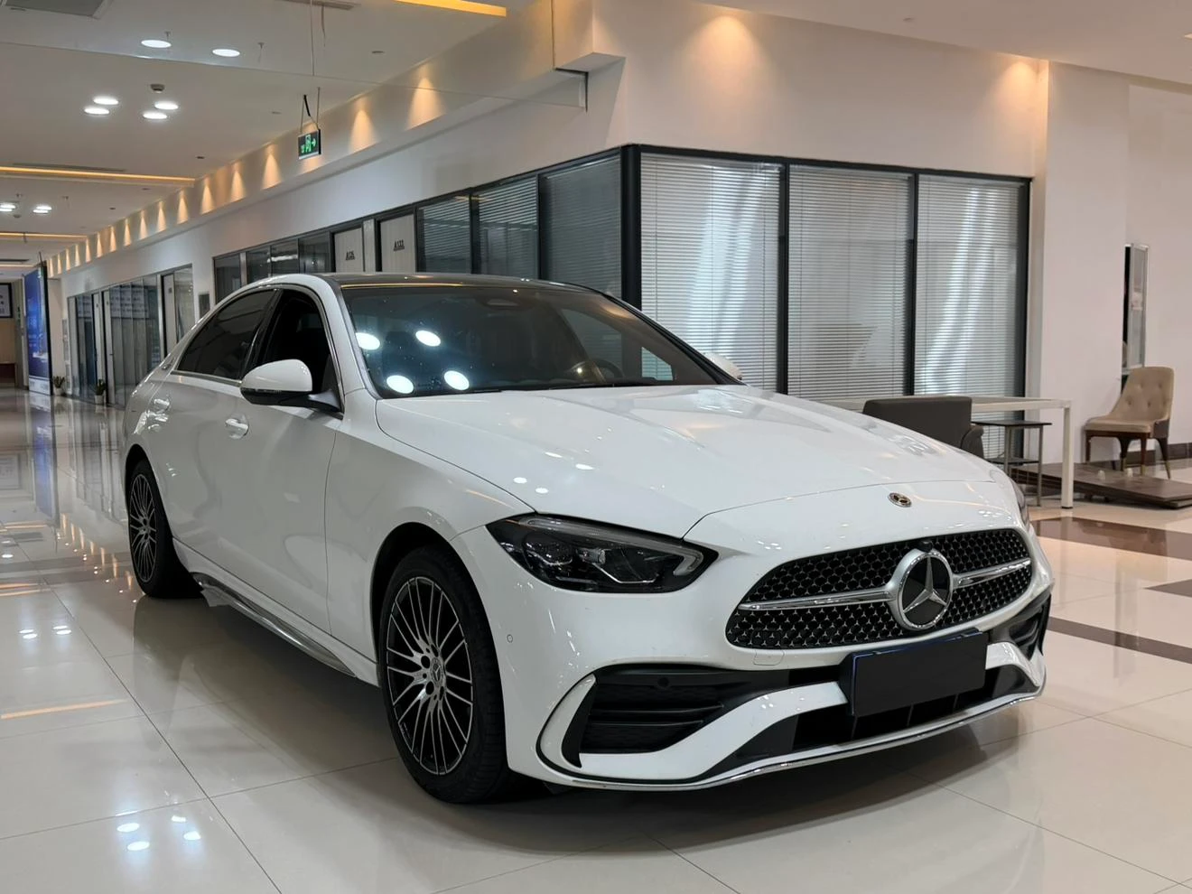 Mercedes-Benz C-Class  260 L Sport Edition