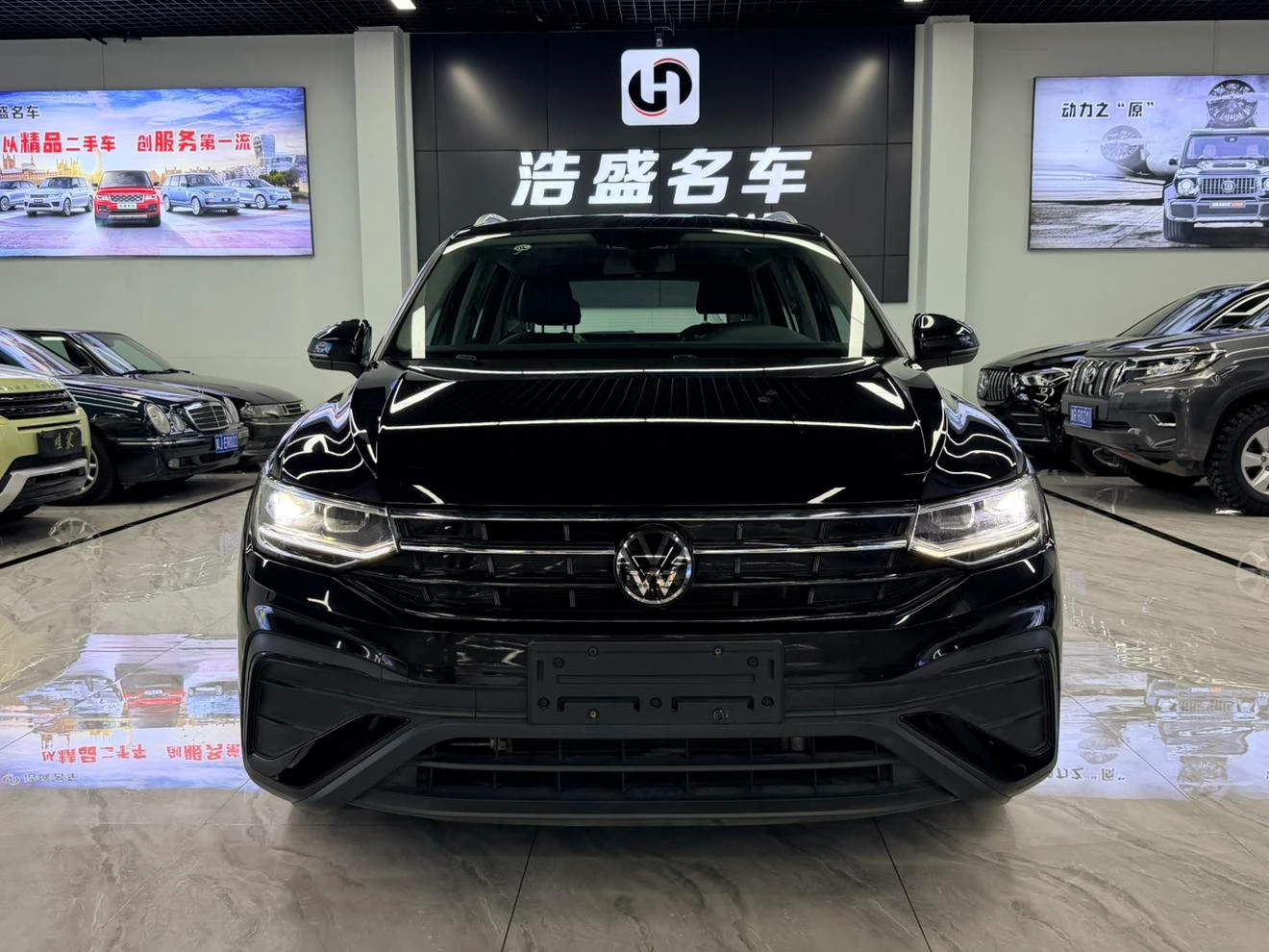 Volkswagen Tiguan L Outstanding Edition 300TSI 2WD Longteng Edition - exterior