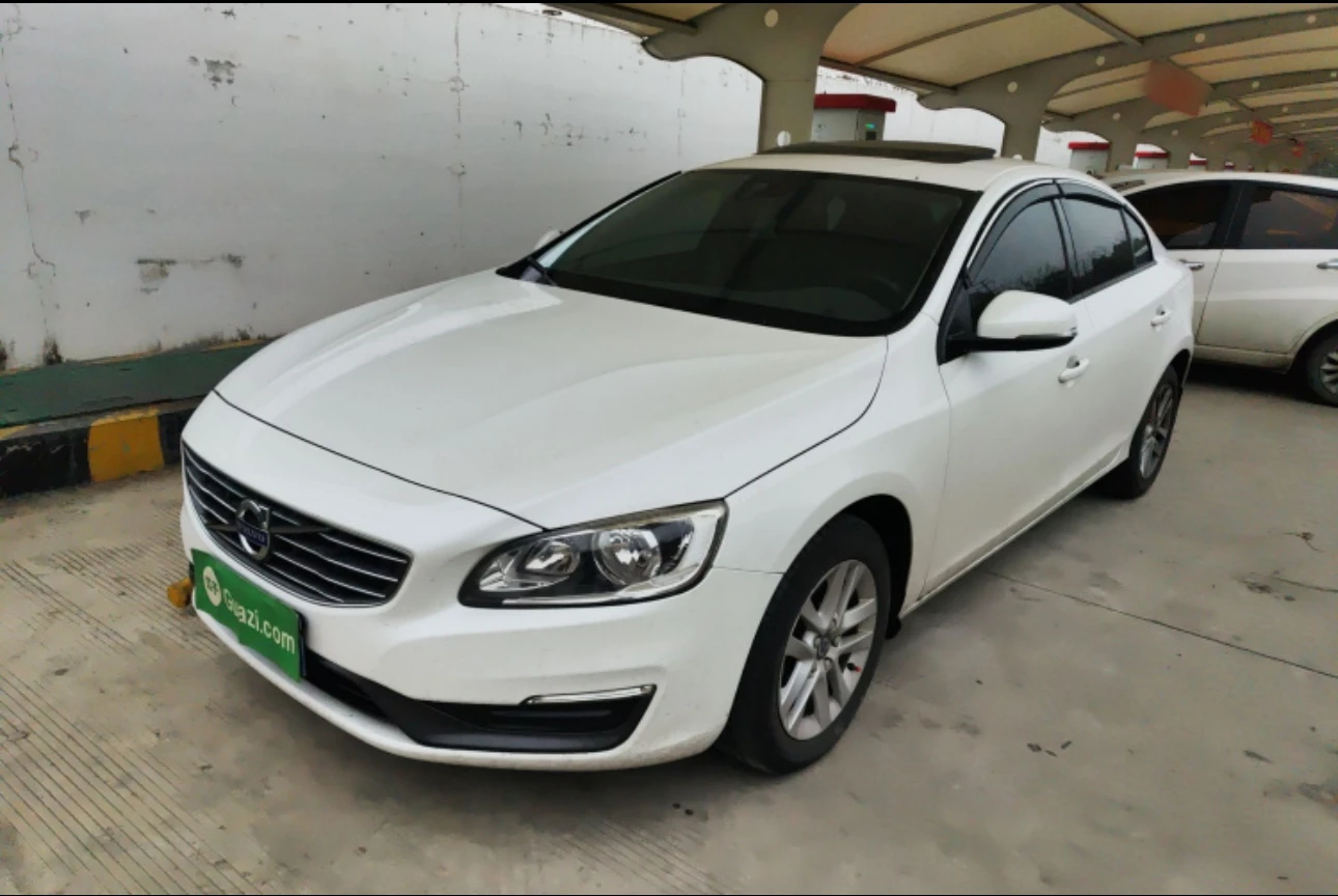 Volvo S60 T3 FWD