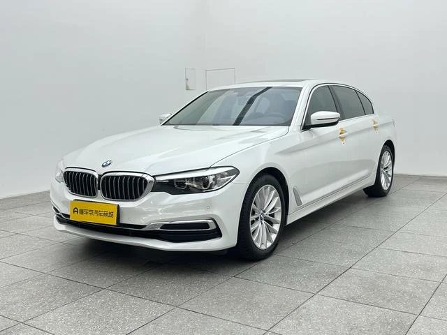 BMW 5 Series 525Li Luxury Package