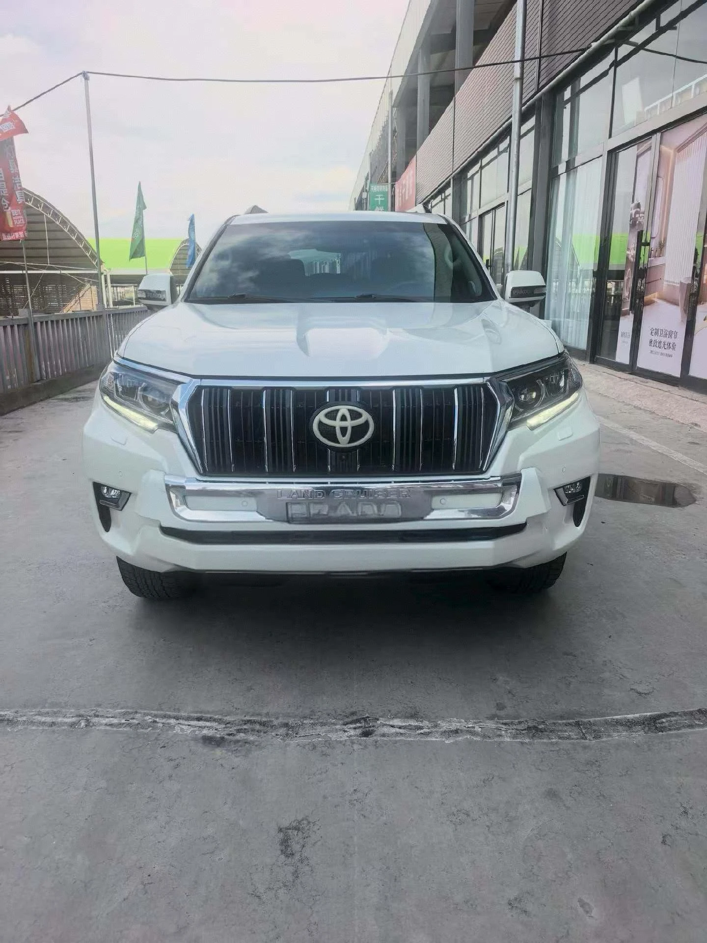 Toyota Prado - exterior