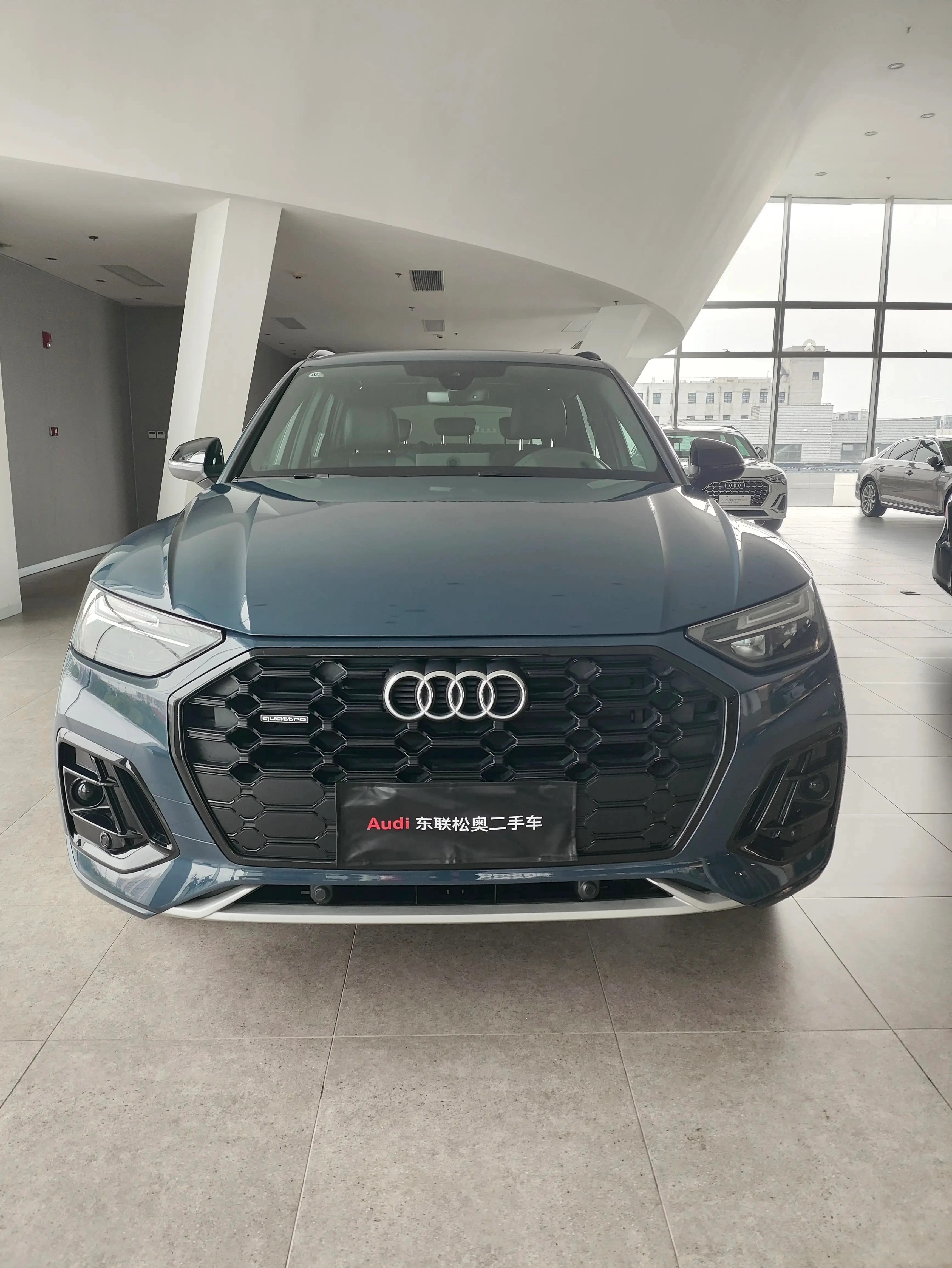 Audi Q5L 40TFSI Fashion Dynamic - exterior