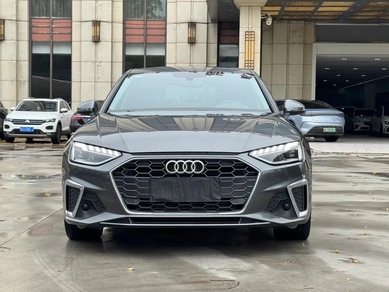 Audi A4L 40TFSI Fashion Dynamic - exterior