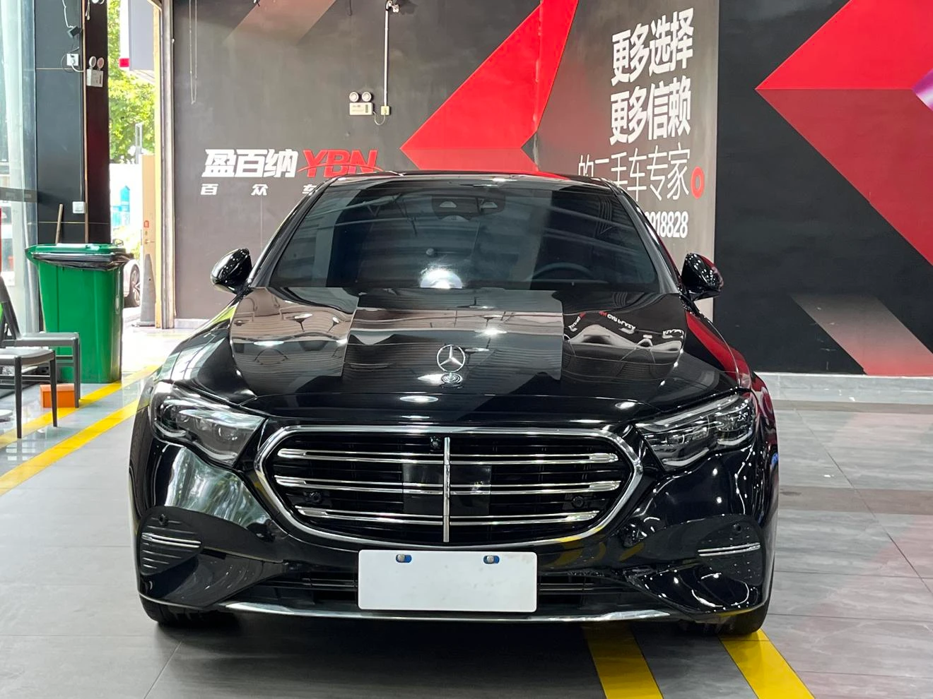 Mercedes-Benz E-Class E 300 L Premium
