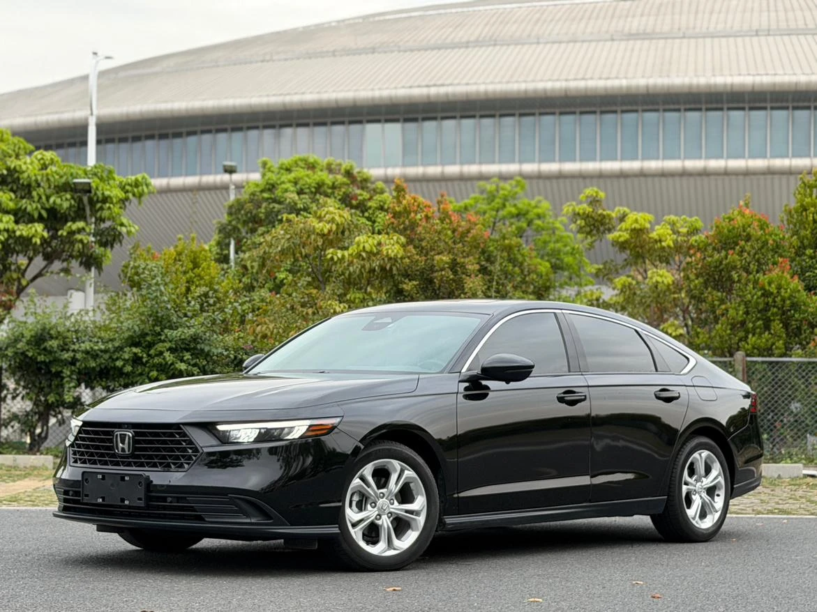 Honda Accord 260TURBO Smart Edition
