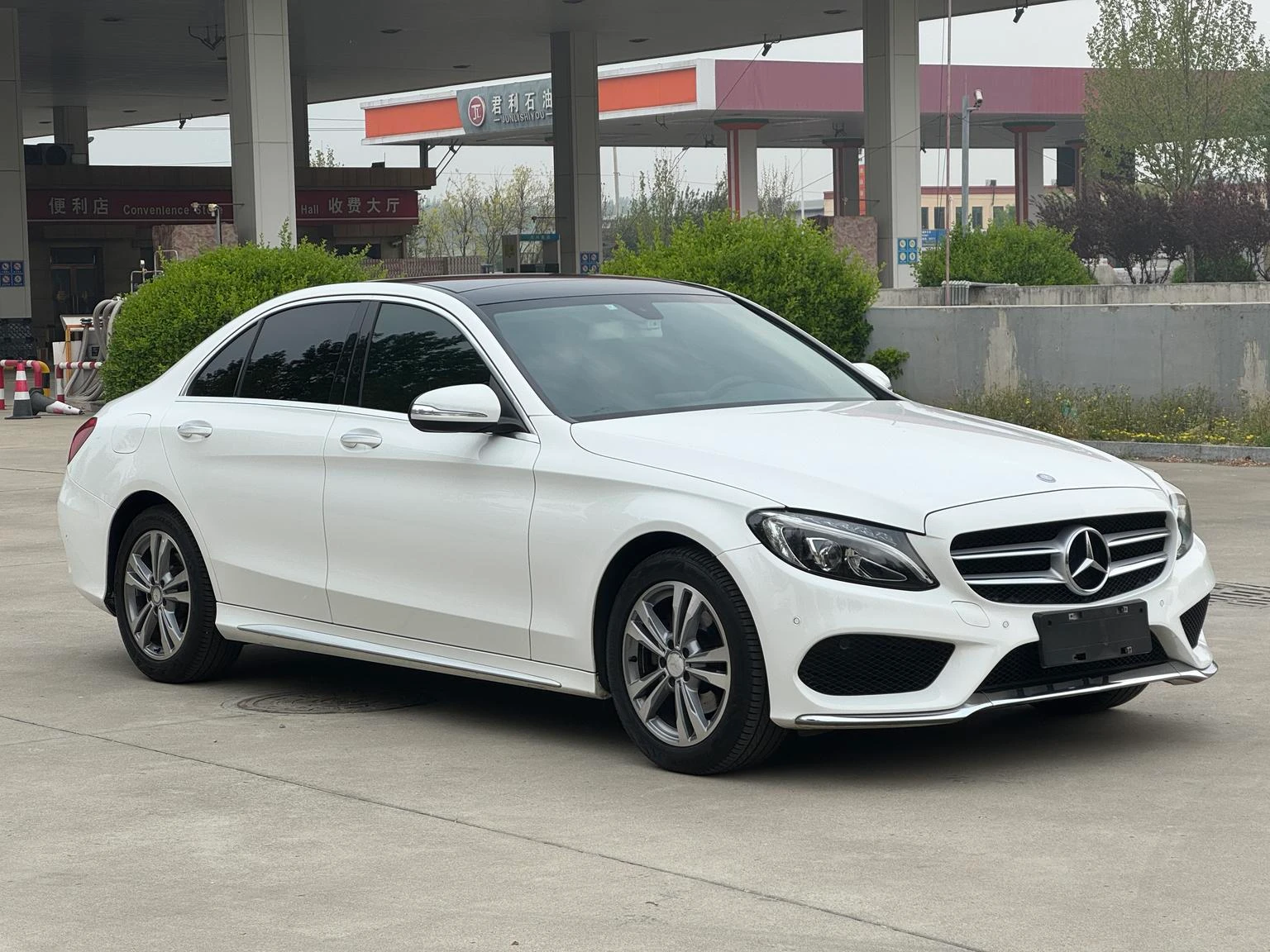 Mercedes-Benz  C 200 L Sport - exterior
