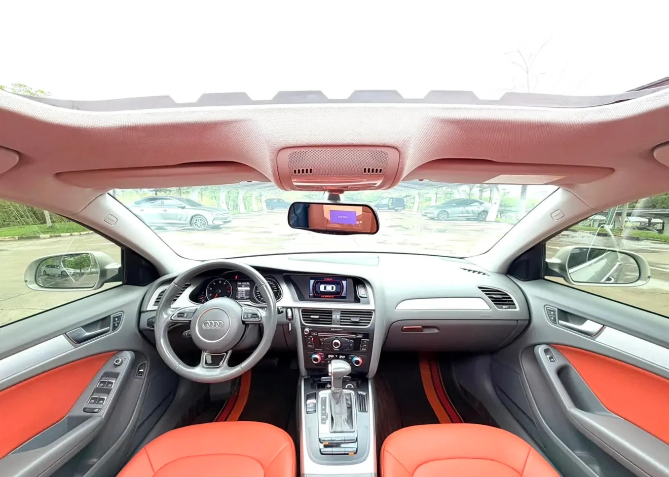 Audi A4L 35 TFSI - interior