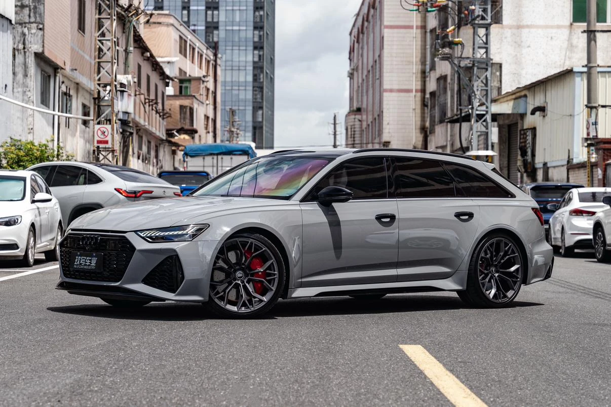 Audi RS 6 4.0T Avant