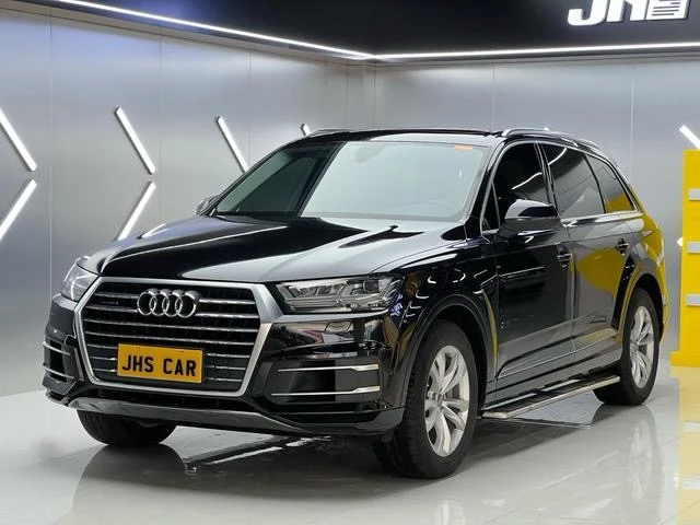 Audi Q7 55TFSI Technology