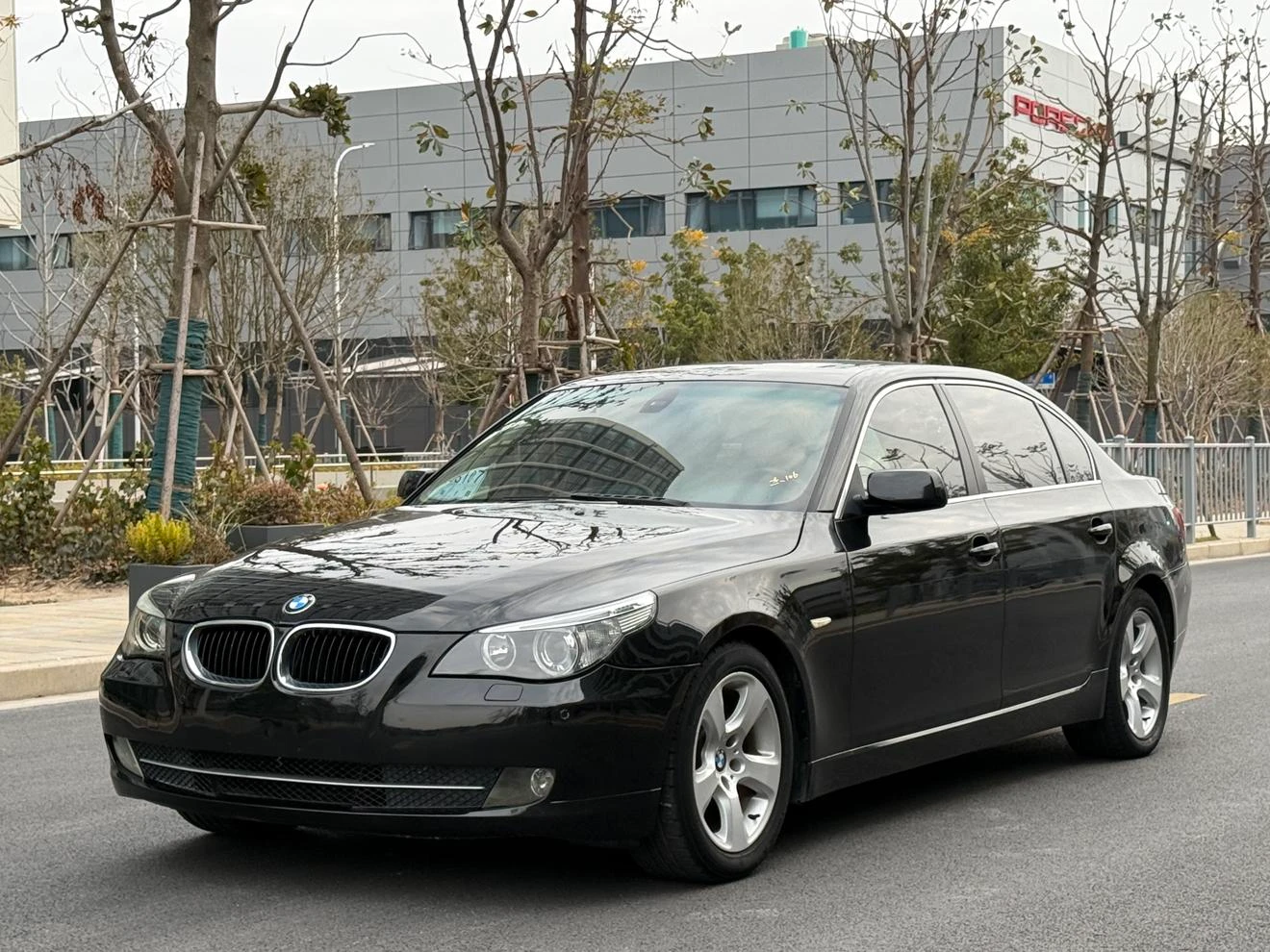 BMW 5 Series 530Li Luxury Model