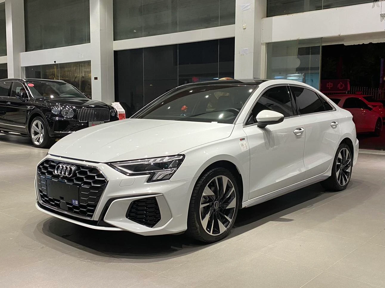 Audi A3L Limousine 35 TFSI - exterior