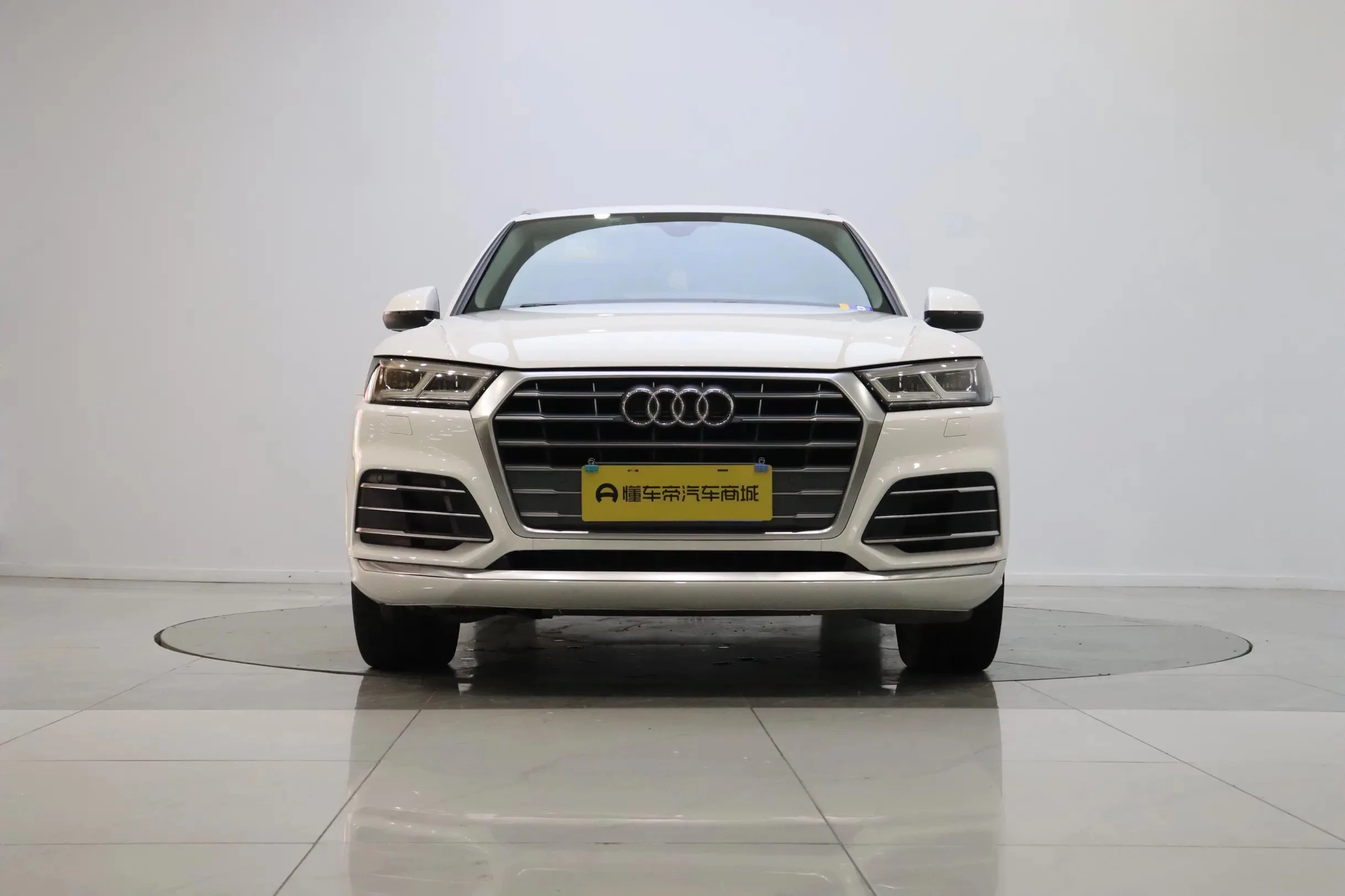 Audi Q5L 40TFSI Progressive - exterior