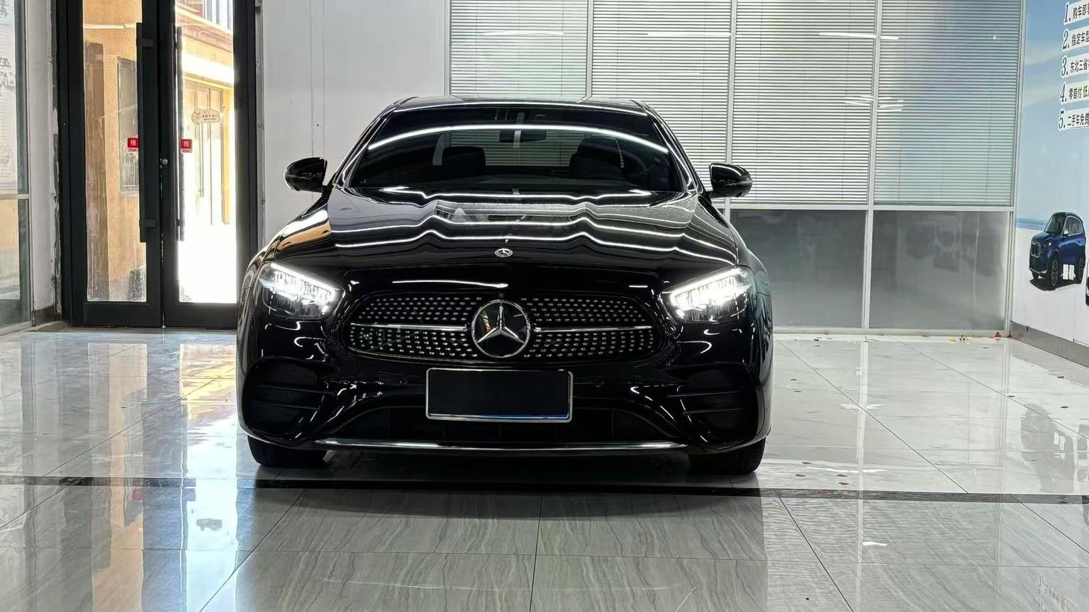 Mercedes-Benz E-Class E260 L - exterior