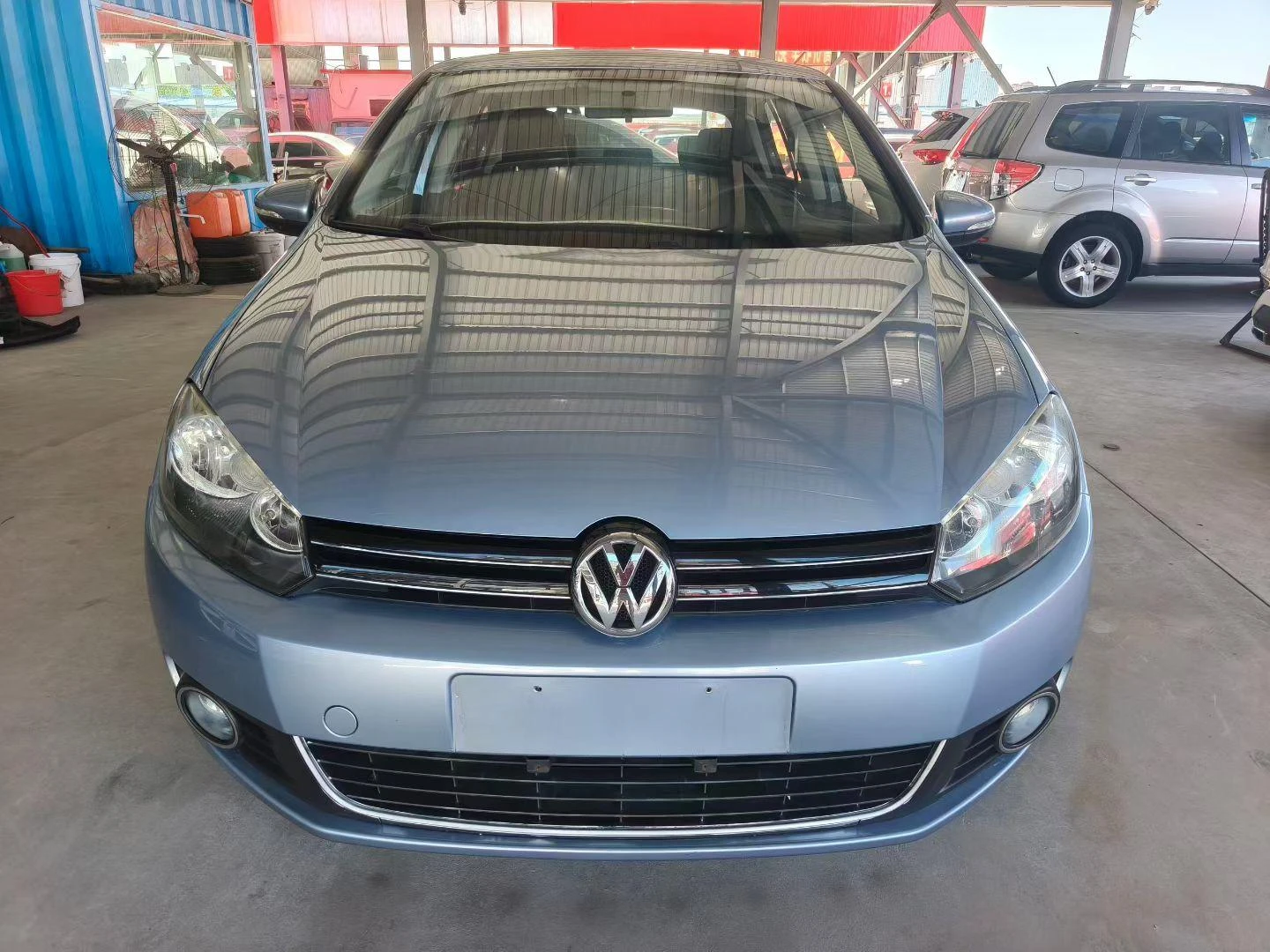 Volkswagen Golf 1.4TSI Automatic Luxury - exterior