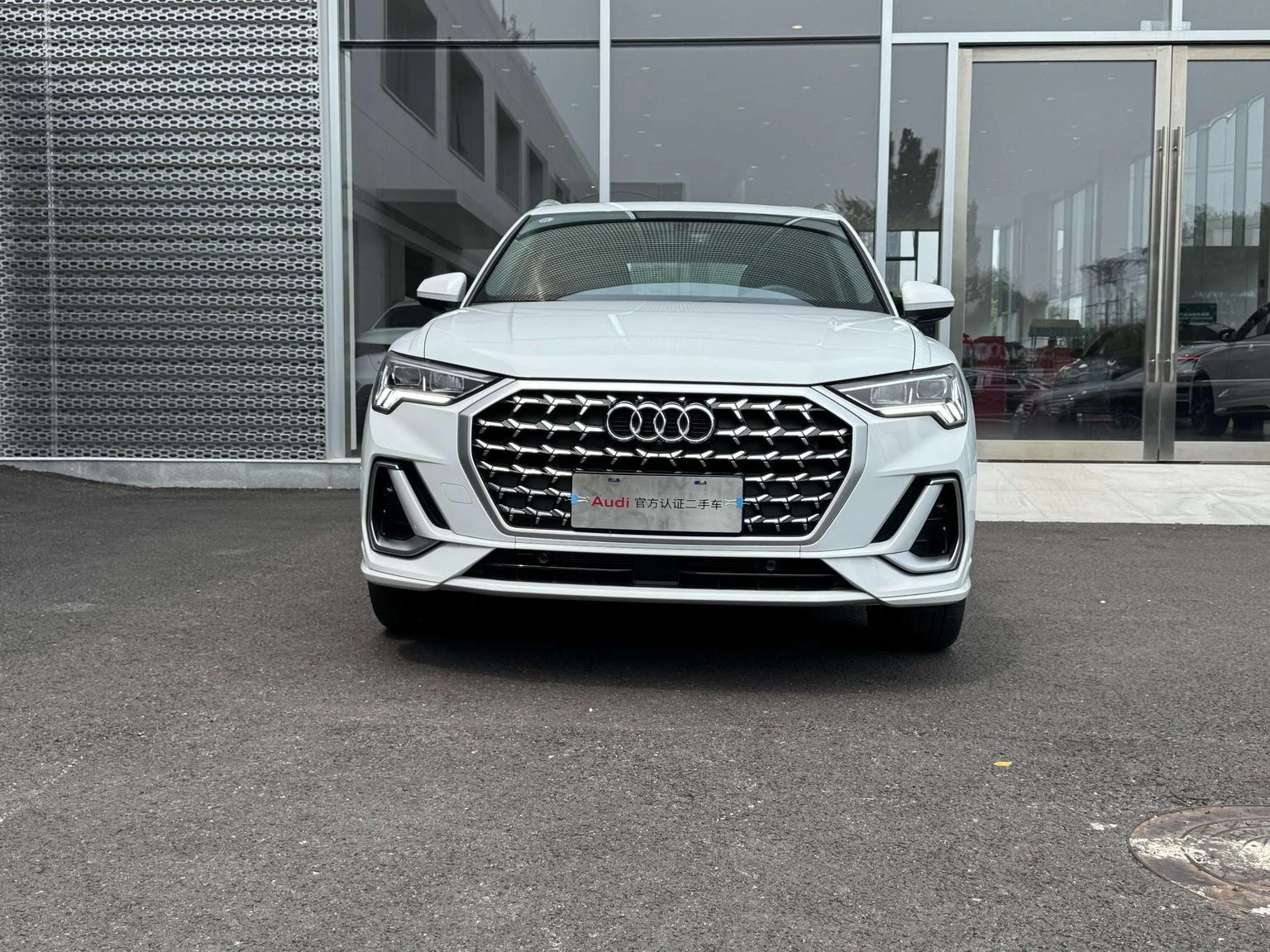 Audi Q3 Quattro 45th Anniversary Collector's Edition 40 TFSI - exterior