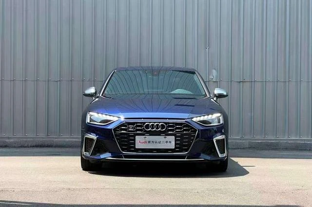 Audi S4  3.0TFSI - exterior