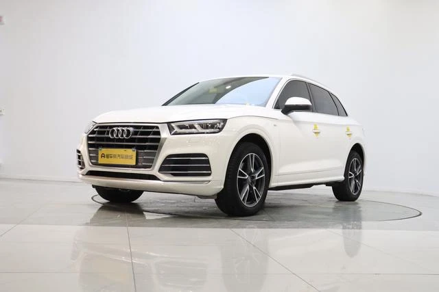 Audi Q5L 40TFSI Progressive