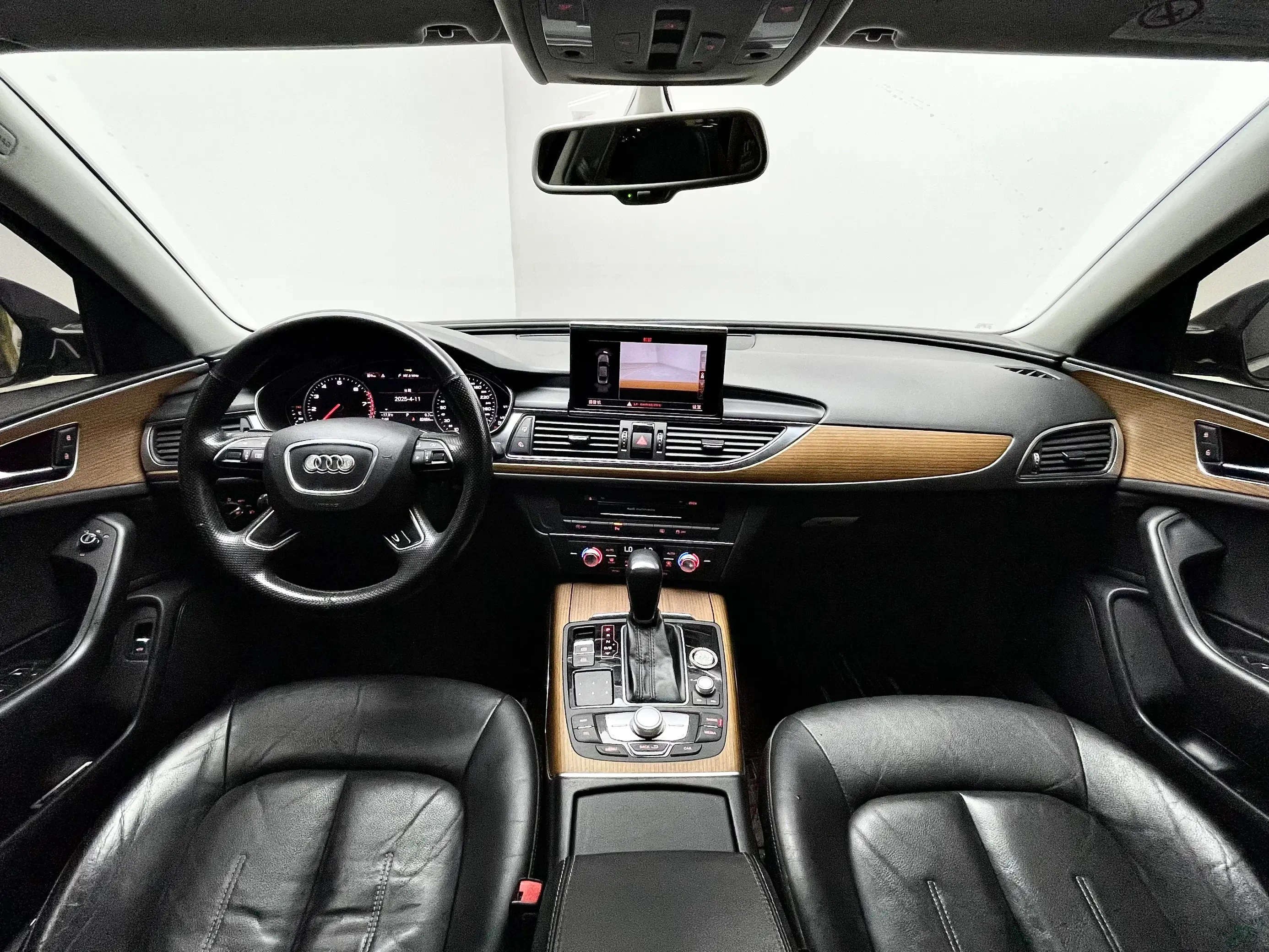 Audi A6 - interior