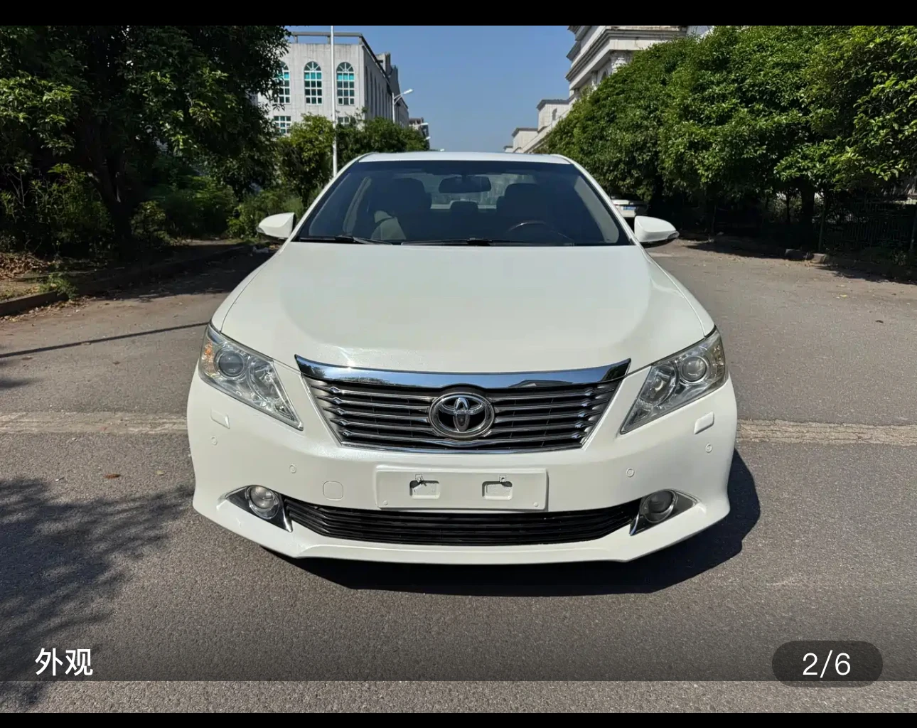 Toyo Camry 2.0G Luxury Edition - exterior