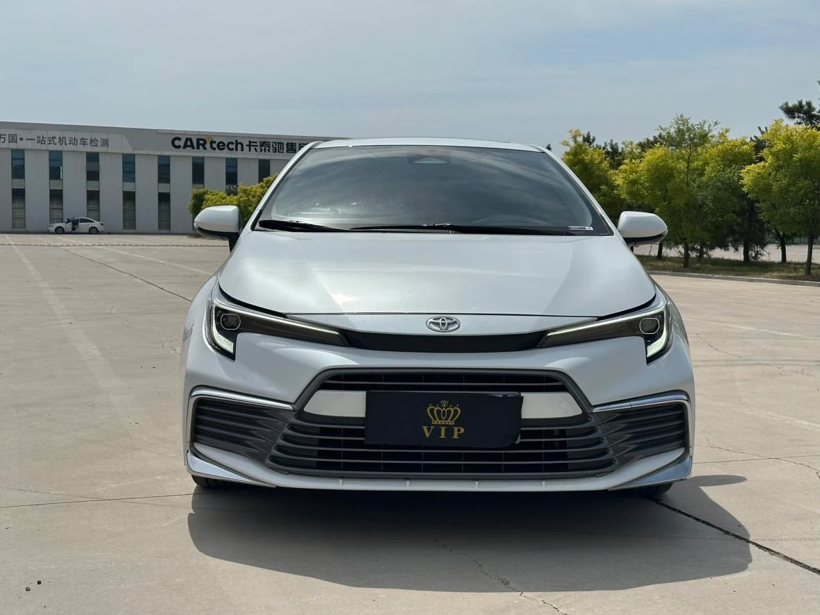 Toyota Lingshang 2.0L Luxury Edition - exterior