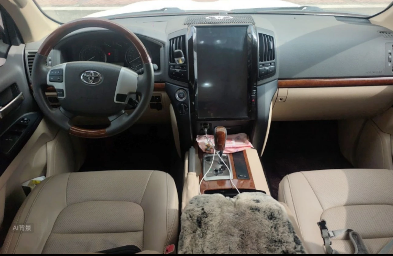  Toyota Land Cruiser 4.0 V6 - interior