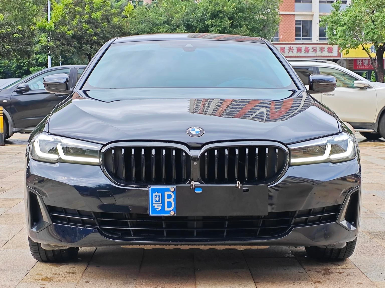 BMW 5 Series 530Li Premium Luxury Package