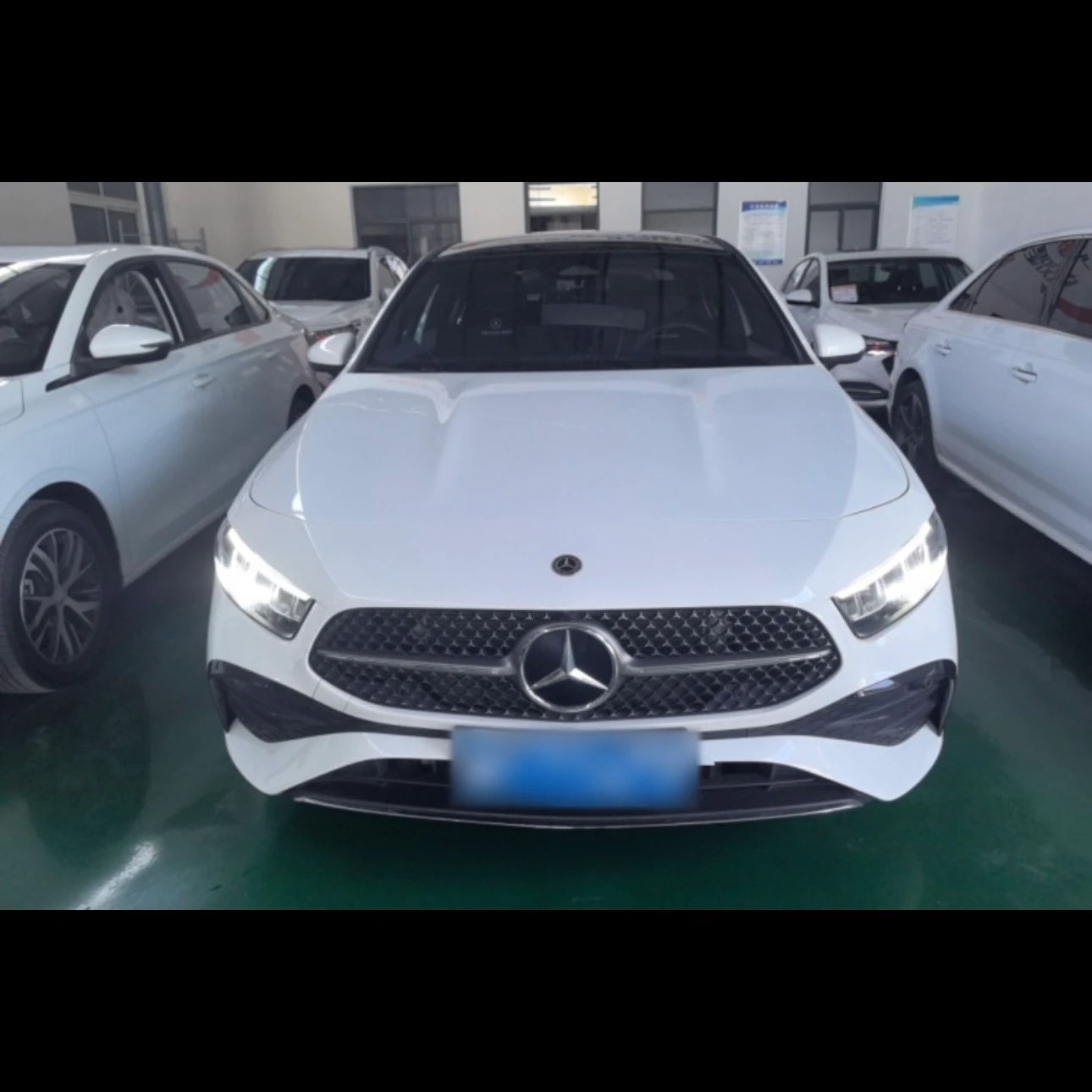 Mercedes-Benz A-Class 200L Fashion - exterior
